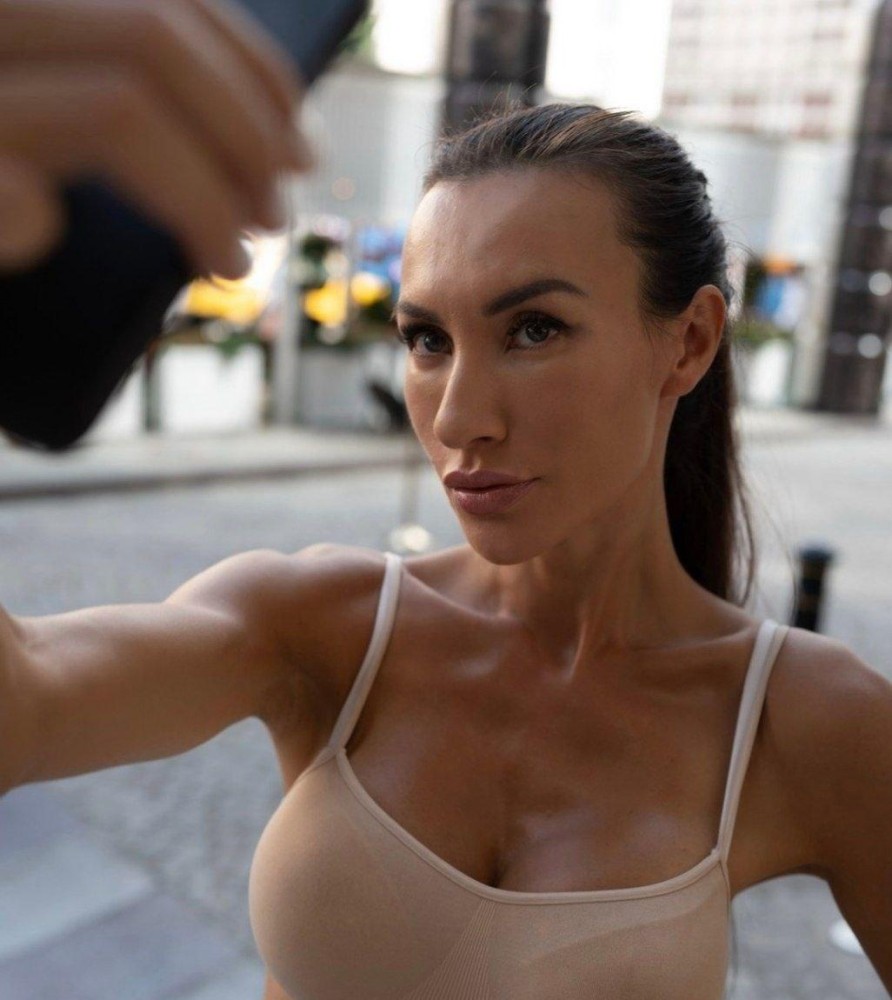 Индивидуалка Оксана фото № 2 в городе Воткинск